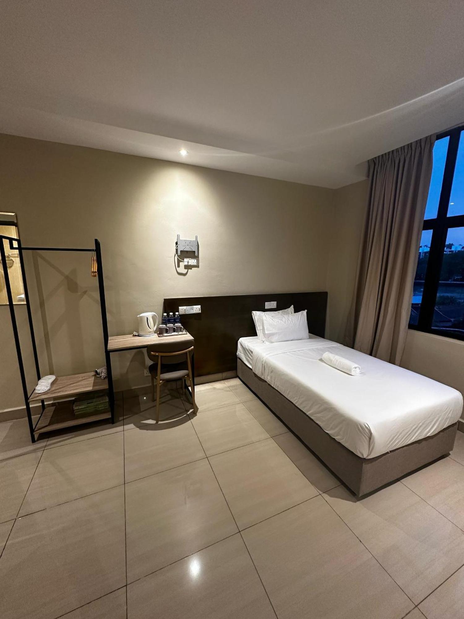 Kingston Hotel 12 - Jalan Raja Laut, Kl クアラルンプール エクステリア 写真
